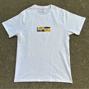 Vintage Supreme Men’s T-shirt Size Medium Made in USA